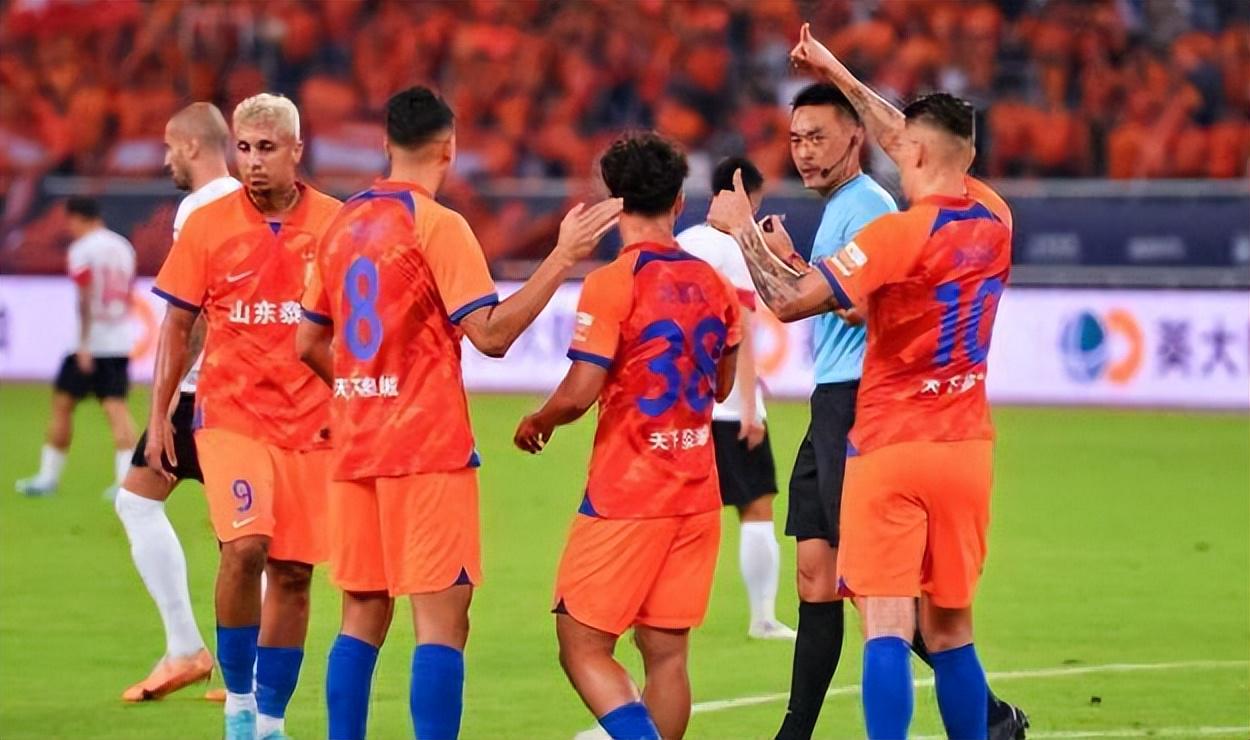 亚马尔斩获全场最佳，亨利公开质疑，真正功臣被FIFA所埋没